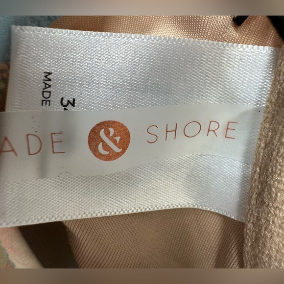 Shade and Shore Floral Bikini Top With Small Ruffle and Bow Size 34DD - Picture 4 of 6